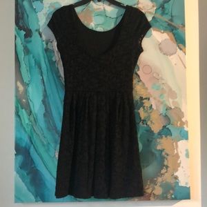❤️love.. ady Black Lacey dress. Soft on the inside